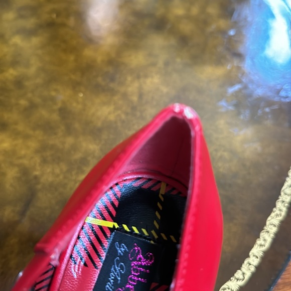 Abbey Dawn by Avril Lavigne Holly Chart Topper platform pump red US 8.5 USED - Picture 6 of 9